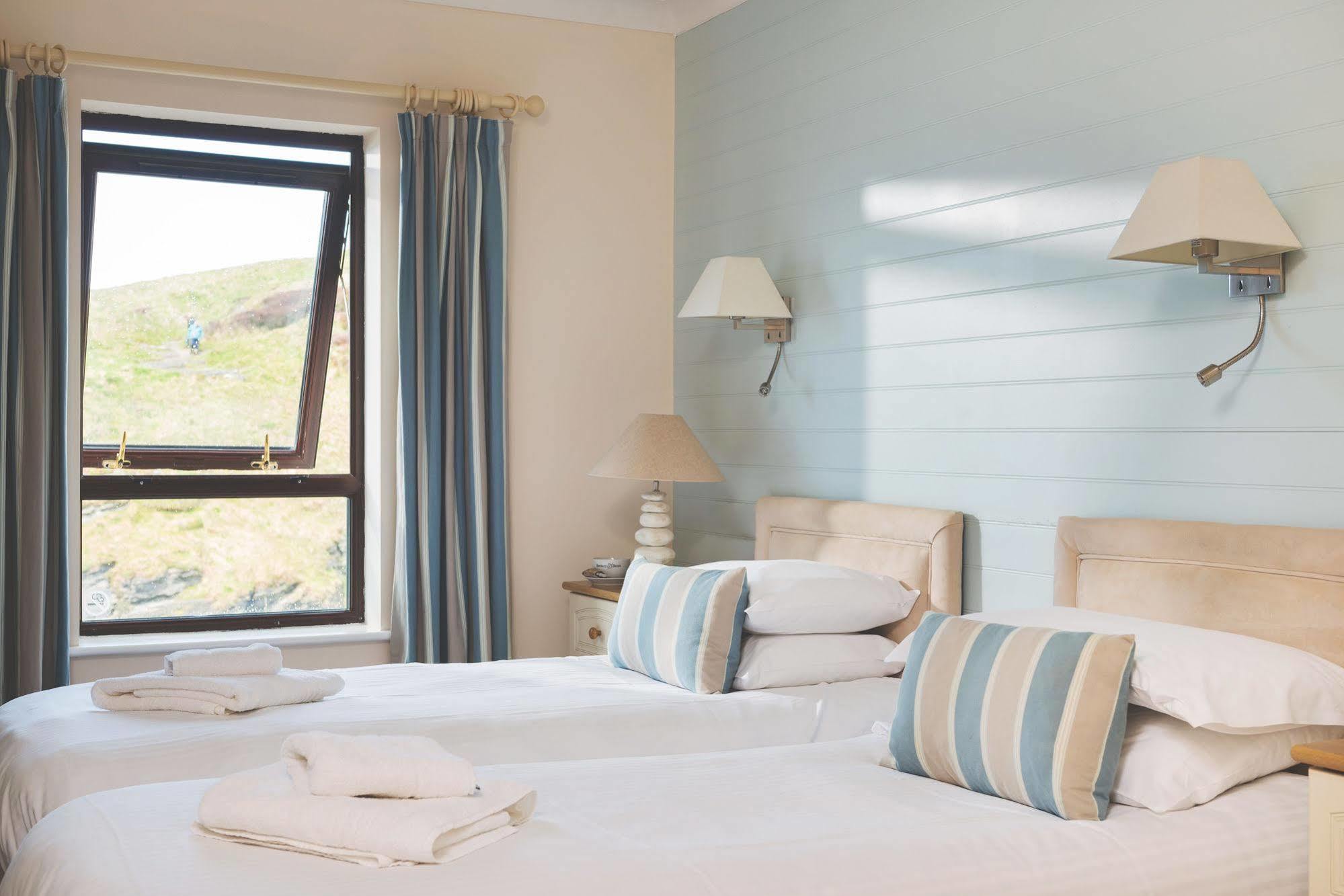 Port William Inn Tintagel Exterior foto